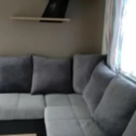 אתר קמפינג Mobil-home Accueillant Animaux - 6 Pers. - Api-1-52-3004 *